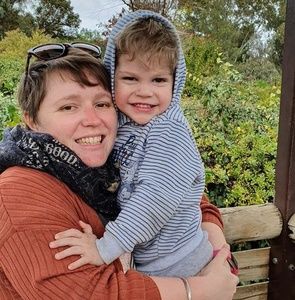 Meet your Posher, Stephanie